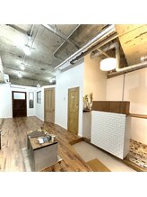 アイラッシュサロン ブル 松戸東口店(Eyelash Salon Bull)/《受付・待合》