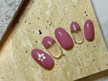 ネイルアンドアイラッシュサロン ミッタ(Mitta)/¥8000-