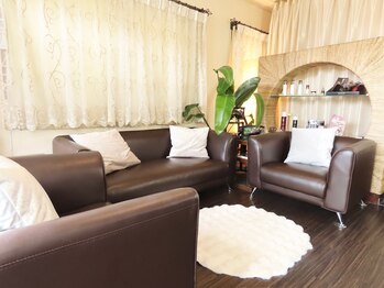 エステ ド あーと/綺麗な待合室