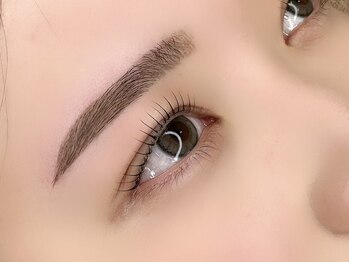 シルク ド リバー(Silk de River)の写真/限定価格【まつ毛パーマ+眉毛WAXスタイリング¥7980】◇眉毛とマツパので一気に垢抜け★韓国デザインも♪