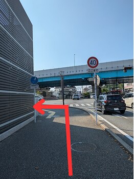 ケイトステージラッシュ 香椎店/御島崎交差点を左に曲がります♪