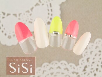 シシ(SiSi)/ストレートフレンチ＆スタッズ☆