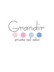 Private nail salon Grandirグランディール(サロンオーナー)