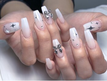 ホランイネイル(HORANGI NAIL)の写真/【90分持ち込みパーツアート＋長さ出し¥13600～】夏限定クーポンも☆個性を主張するなら断然長さ出し!