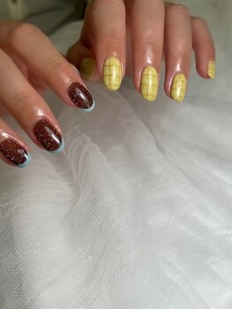 エミュ(e3mu)/チェックネイル　フレンチネイル