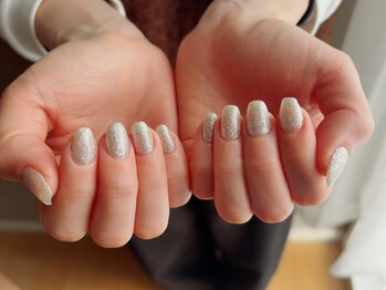 アマービレ(amabile)/フラッシュネイル