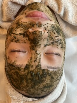 リュミエール(LUMIERE)/毛穴ケアにハーブピーリング☆