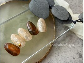 ニュアンスネイル