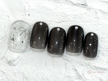 ネイルメゾン 池袋店(NAIL MAISON)/キラキラ落書きリボン¥8050