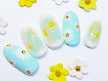 ネイルサロンレアリッチ 銀座店(Rare Rich)/「NAIL UP! 2018年7月号」掲載