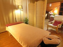 静かな個室で極上のオールハンド施術で疲れを徹底解消☆