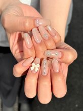 ヴィーナ リノ ネイル(Veena Lino nail)/時間内デザインし放題90分6000円
