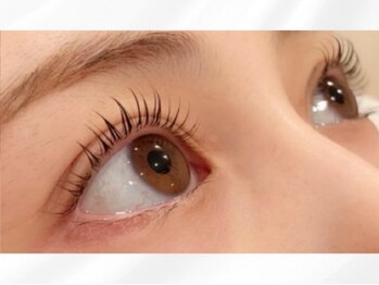 ルル(LULU)の写真/心安らぐアットホームサロンでゆったりリラックスしながら理想の目元に♪経験豊富な施術者が丁寧に対応◎