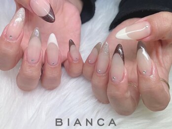 ブラウンフレンチ　¥8500