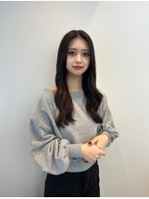 アイラッシュ＆ネイル レーヌ池袋 (Reine) Yasue Reina