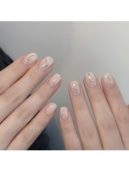 スウィーティ ネイル スタジオ(Sweety Nail Studio)の写真/仕事帰りもOK！オフィスワークでも映えネイルで、自信の指先に。
