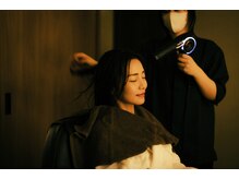 【調律の完結】プロの手技と最新機器で、整えて帰る。