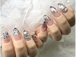 ヒョウ柄ネイル