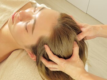 モア 吉祥寺(MORE.)/小顔矯正ヘッドマッサージ♪