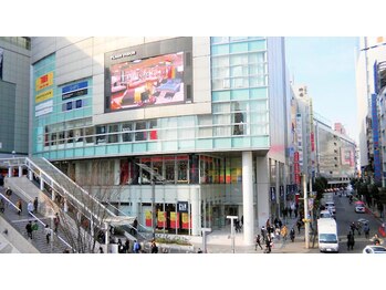 マリコローレ 東京新宿サロン(mari-colore)の写真/トータル診断（パーソナルカラー診断・骨格診断・顔タイプ診断）に加えて、東京の街でショッピング同行もOK