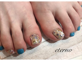 エテル(eterno)/シェルフットネイル