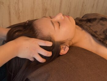 アベリア リュウ(Aberia Lieu)/AberiaLieu頭蓋骨小顔矯正サロン