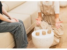 温座. 東別院店の雰囲気(厳選された良質で100%無農薬の高品質の天然よもぎや和漢を使用。)