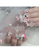 ハニ(Hani)/ゴテゴテネイル［持ち込み］