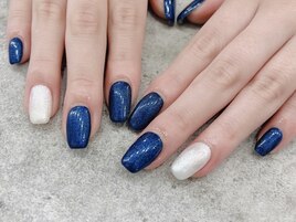 ちぐはぐグリッターネイル