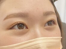 ユノ(Juno)/ナチュラルかつ垢抜け目元に