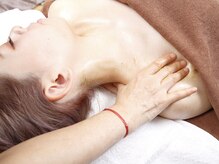 サロン ド クレアルテ(Salon de Crearte)/強張った上半身を温め緩める