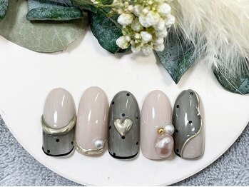 ネイルルームシャイン/