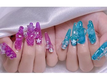 エムズ ネイルサロン(M2)/長さだしシースルゴデゴデネイル