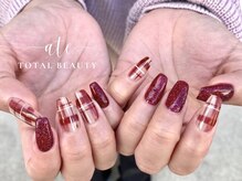 アテ(ate)/秋冬赤ネイル