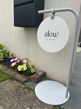 スロウ(slow)/サロンは住宅地にあります