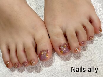 ネイルズアリー 立川店(Nails ally)/スモーキーピンク×スタッズ×秋
