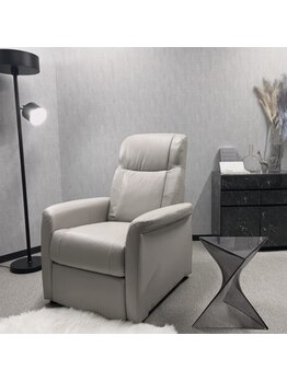 小牧まつげ/【施術スペース】