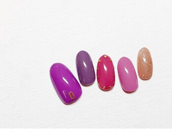 ネイルアンドアイラッシュサロン ミッタ(Mitta)/¥7100-