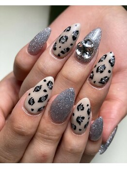 ネイルアルバ(Nail ALBA)/ヒョウネイル