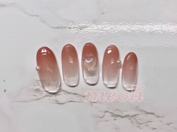 ミオリィ(meoli)/カラーグラデ＋パーツアート