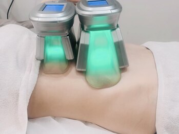 アールズ スリム(R's slim)の写真/《冬こそ断然★脂肪冷却が凄い！》気になる脂肪をピンポイントで分解！ガッツリ痩せ！高リピート&満足度◎