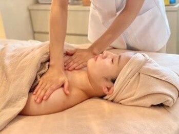 ジェミニ(Gemini)の写真/《小顔電流パック+デコルテオイル+ヘッドスパ 45分¥8,800》アジア独占販売*美容大国韓国発の最新パック付★