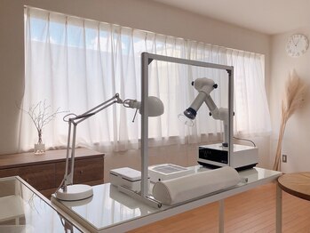 エムクウィーン ネイル(MQUEEN Nail)