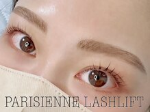 レヴィア(REVIA)/パリジェンヌラッシュリフト