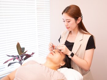 ダズル(DAZZLE)/施術風景