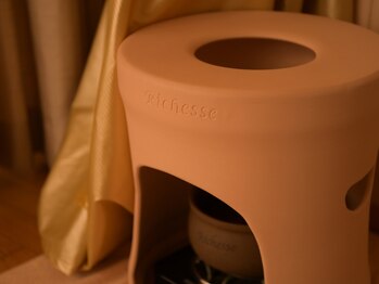 リリィ(RIRY)/最高級黄土椅子＆黄土壺