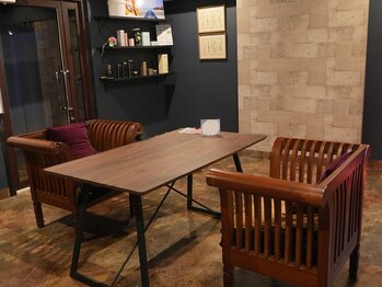 アディクト(Addict)/ゆっくりとした待合室