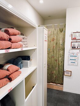 薬手名家 福岡天神店/更衣室です♪