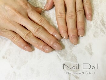 ネイルドール(Nail Doll)/ピンクワンカラー×ラメライン