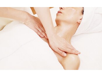 ポーラエステサロン ラ メール営業所/デコルテケア